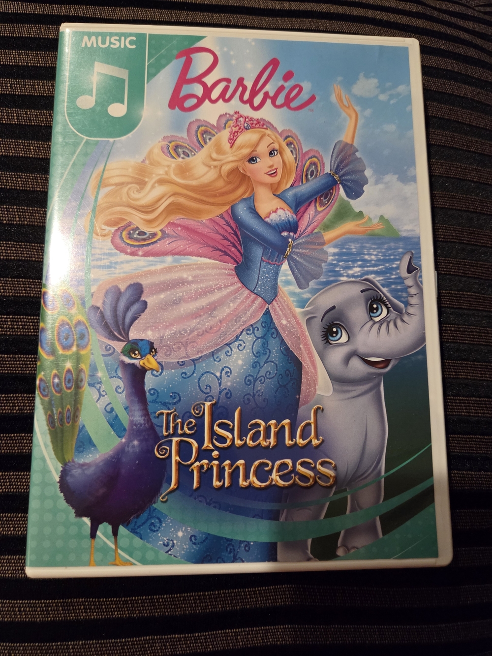 Barbie The Island Princess DVD